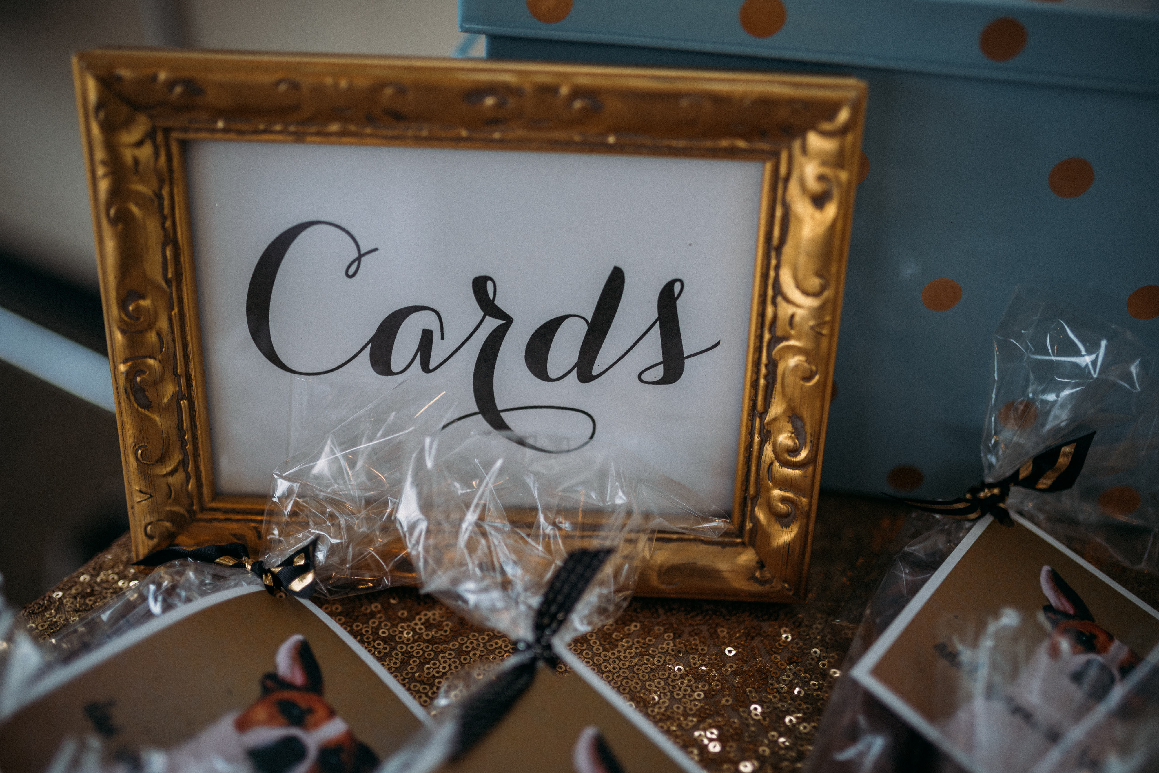 7. wedding card table