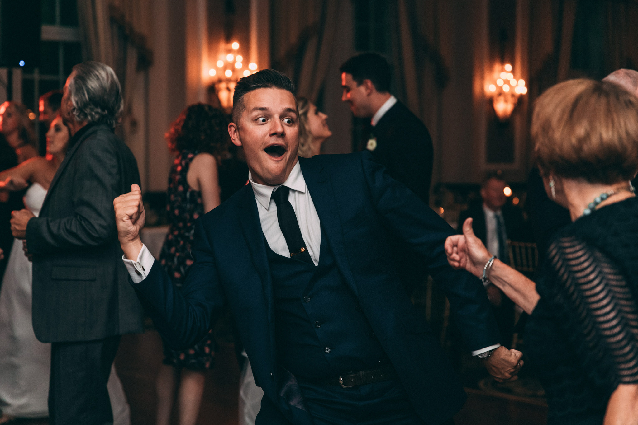 wedding guests dancing