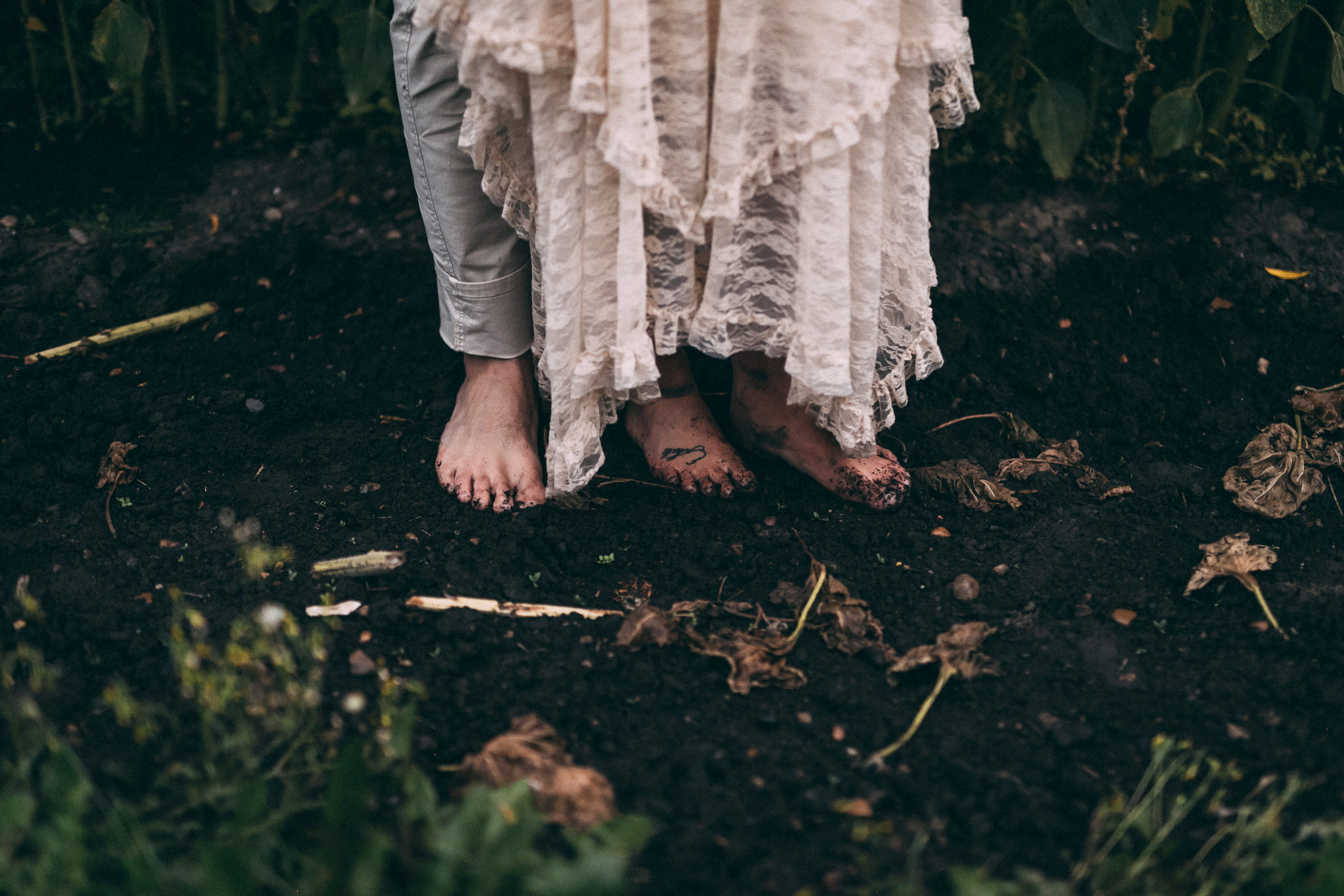 barefoot engagement session