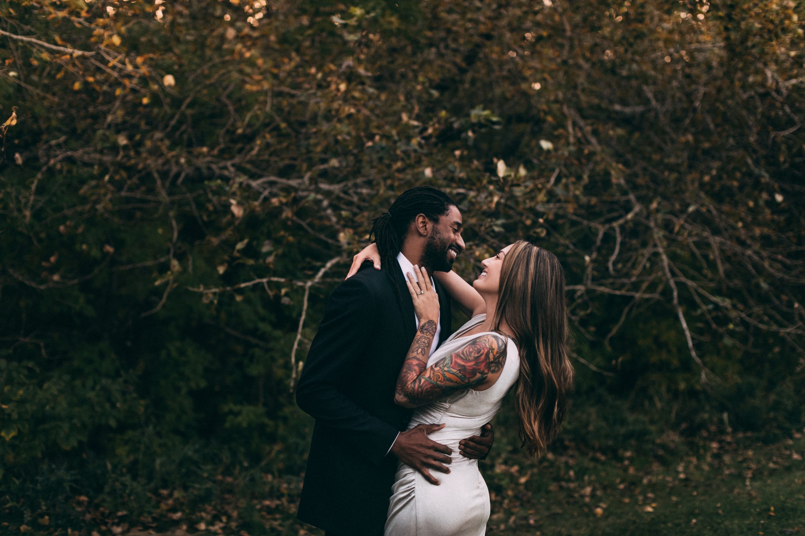 fun autumn evening Edmonton river valley engagement session