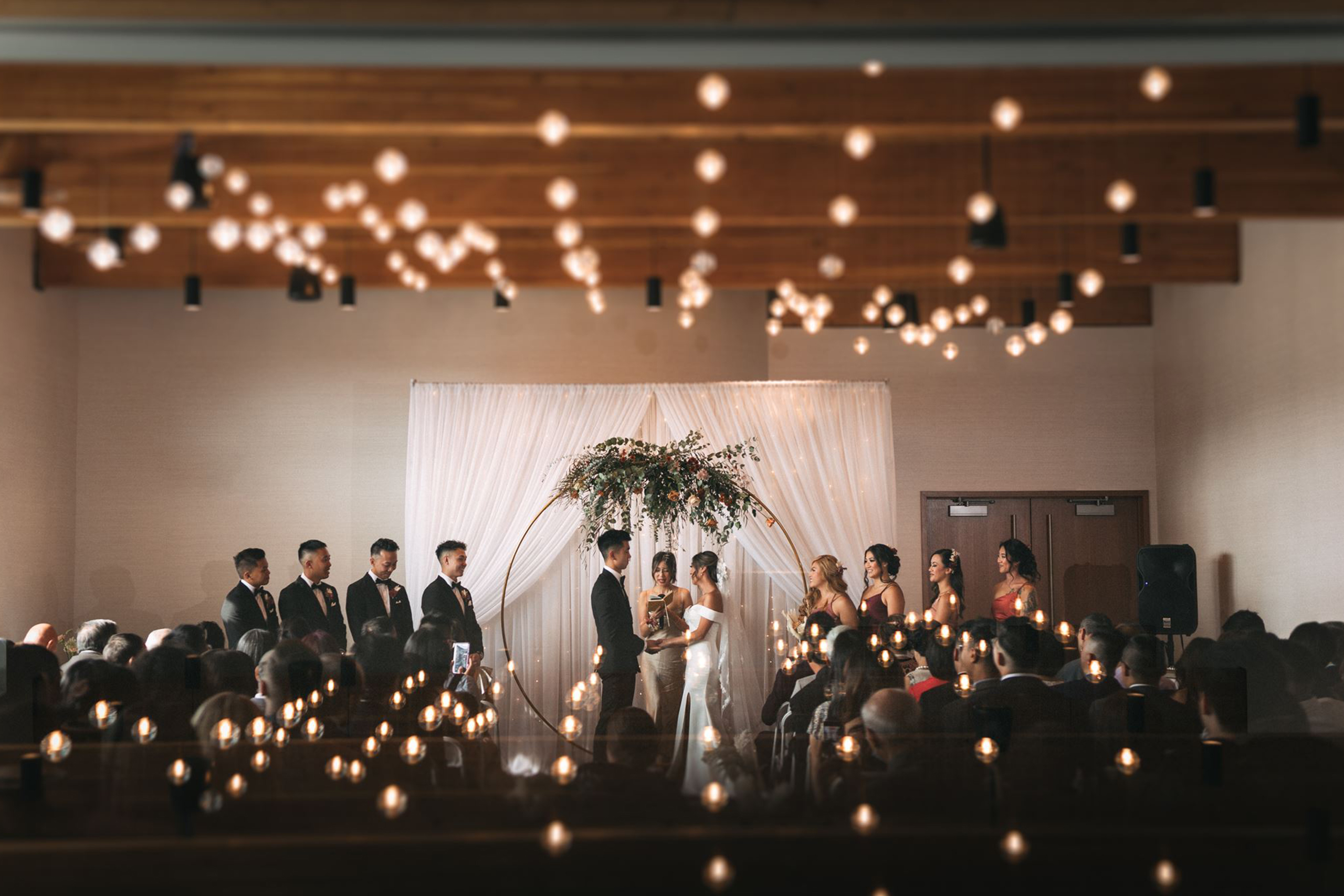 Modern Elegant Royal Glenora Wedding © Janine Rose Photography