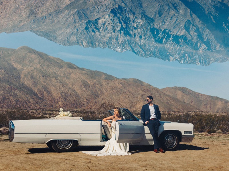 Palm Springs elopement with a classic car | Janine Rose Photography