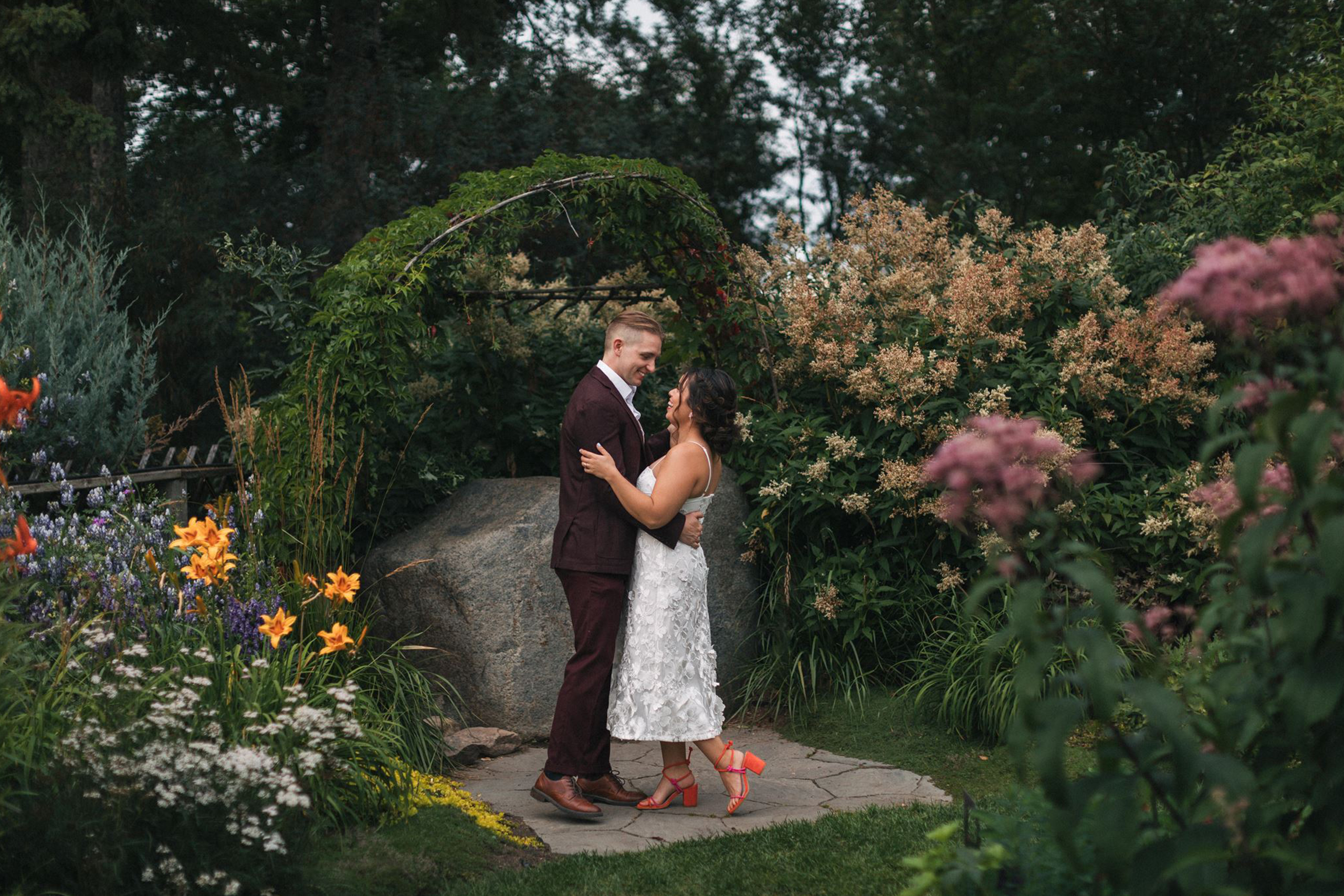 St. Albert Botanic Park engagement session